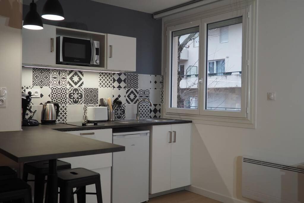 Le Faubourg-Raines - Chaleureux studio à 5mn de la gare Dijon Extérieur photo
